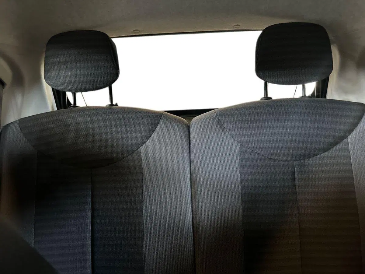 Toyota Aygo usata a Milano (12)