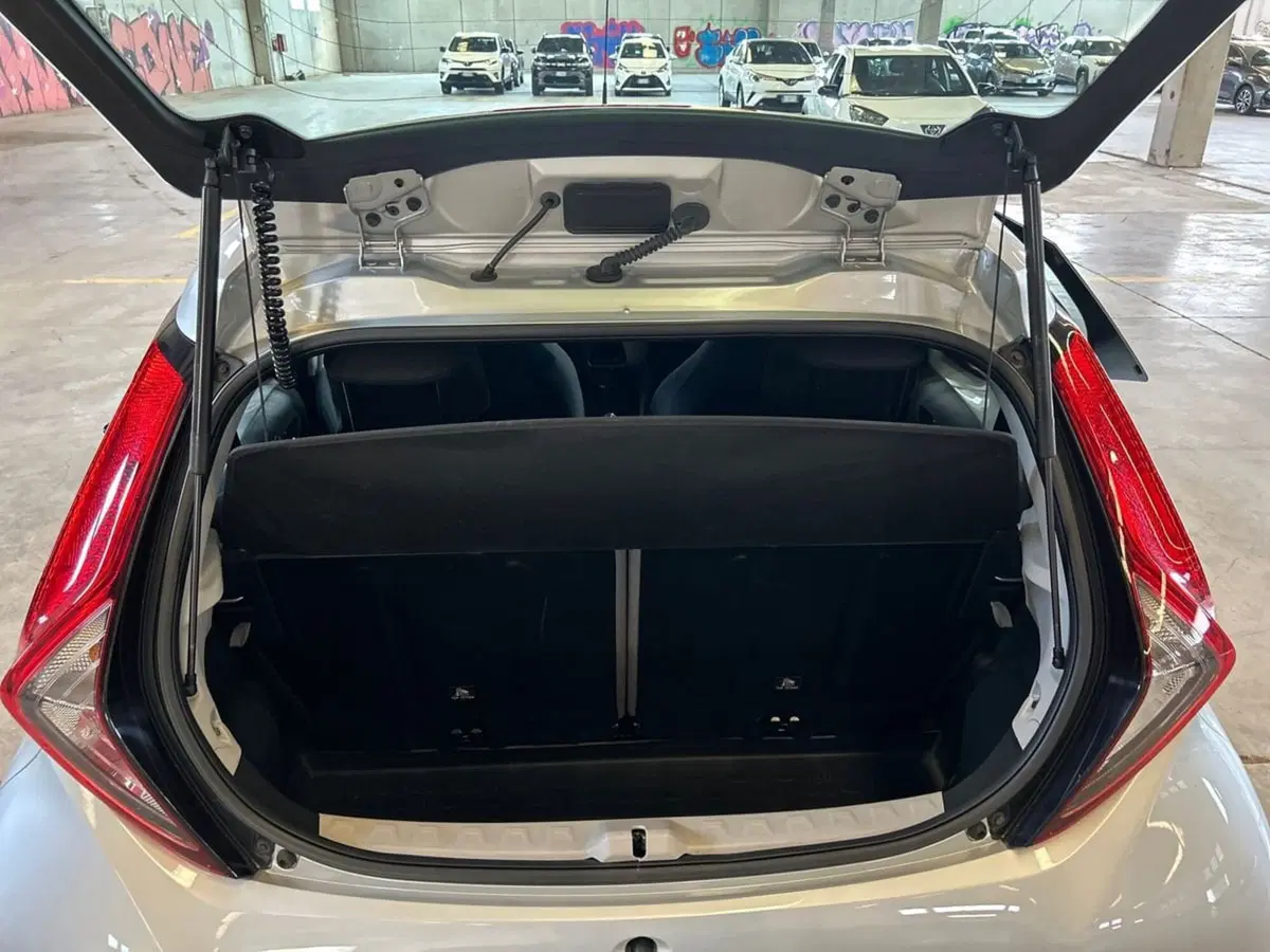 Toyota Aygo usata a Milano (7)