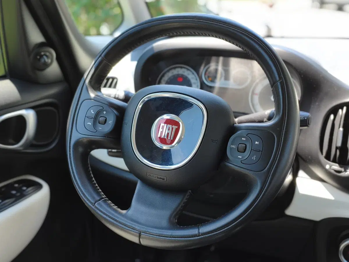 Fiat 500L usata a La Spezia (8)