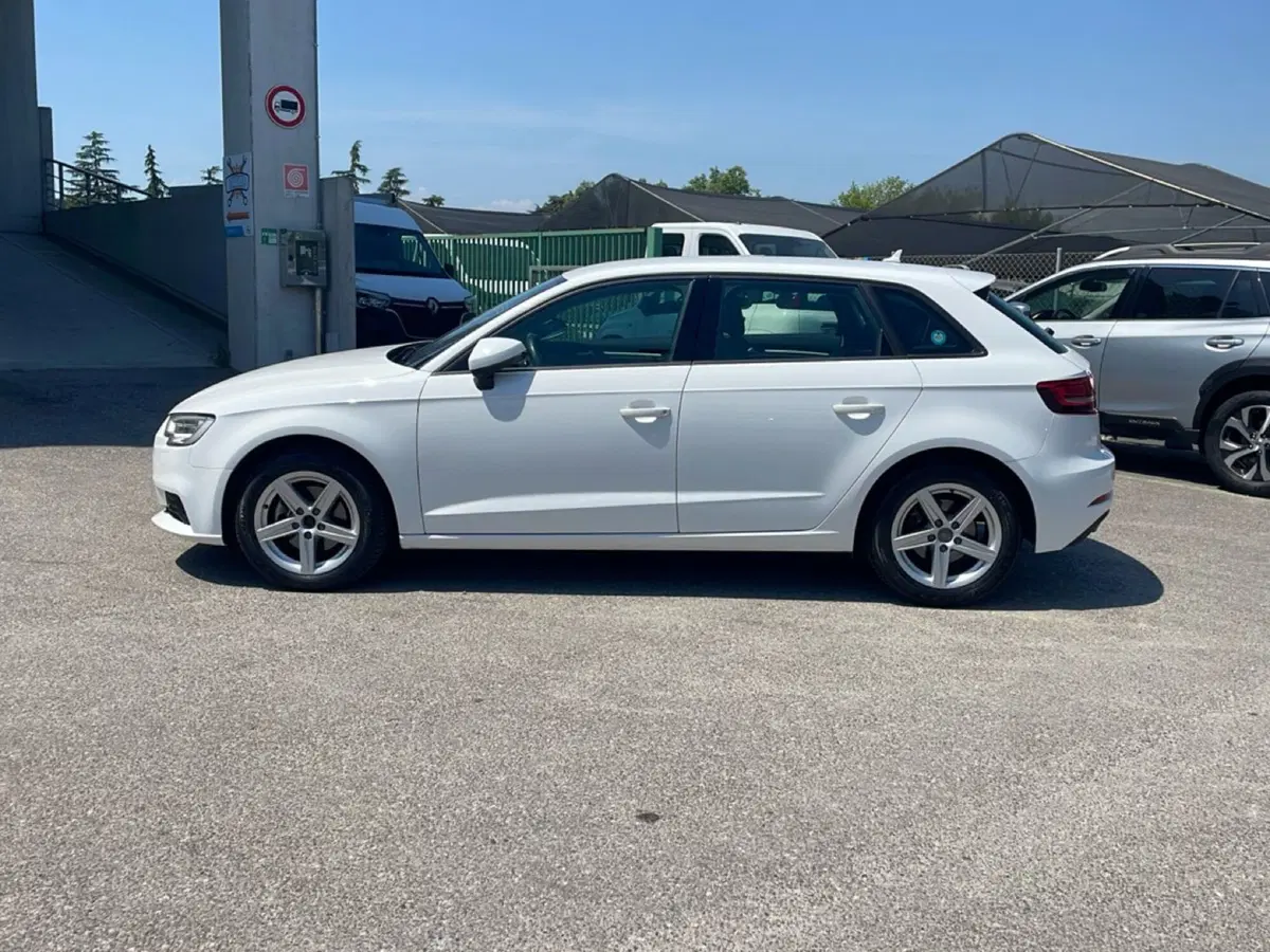 Audi A3 Sportback usata a Bologna (3)