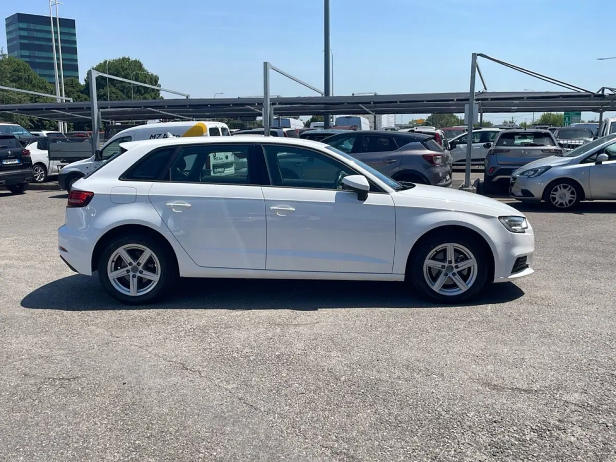 Audi A3 Sportback usata a Bologna (7)