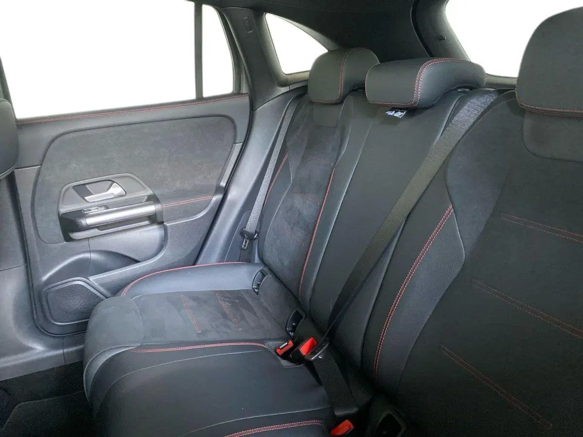 Mercedes-Benz GLA SUV usata a Bergamo (10)