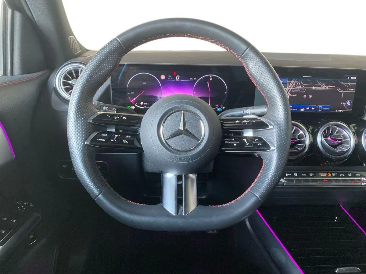 Mercedes-Benz GLA SUV usata a Bergamo (11)