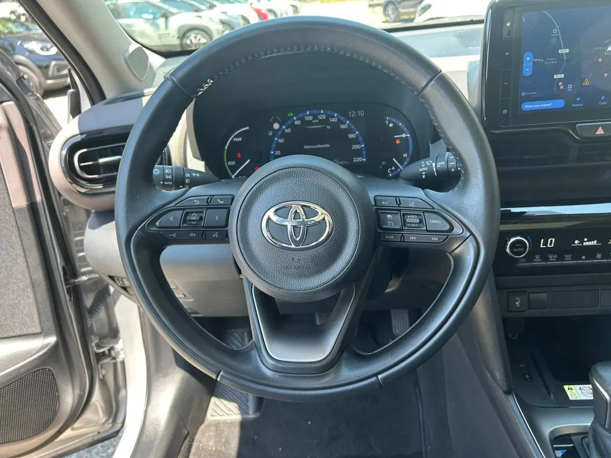 Toyota Yaris Cross usata a Forlì-Cesena (9)