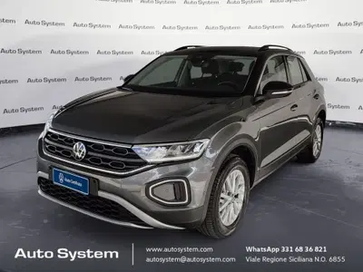 Volkswagen T-Roc 1.0 TSI Life del 2022 usata a Palermo