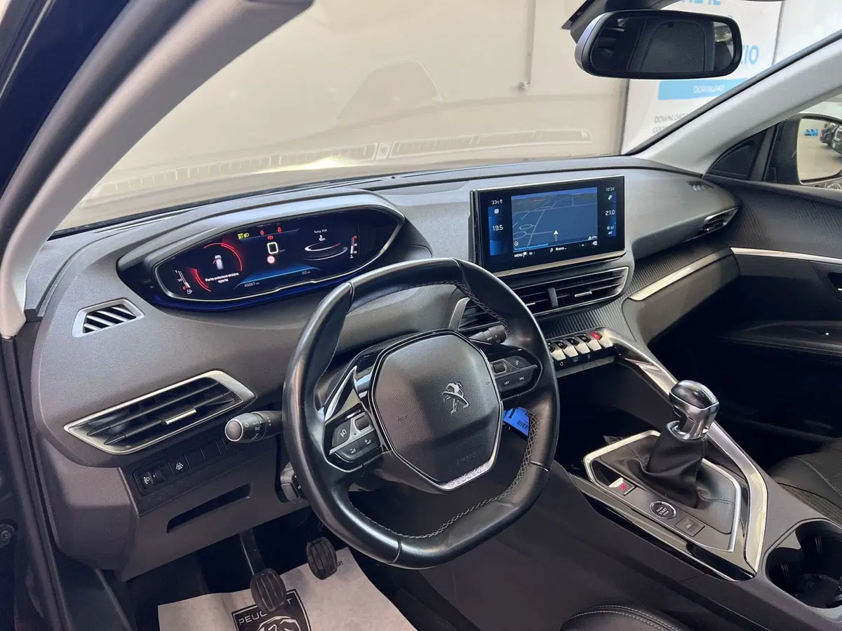 Peugeot 3008 usata a Bari (13)