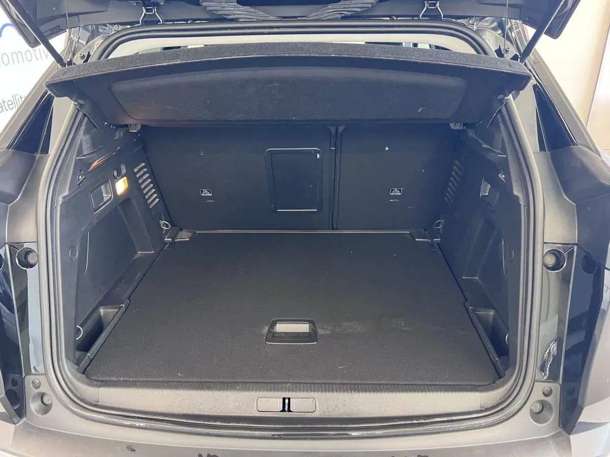 Peugeot 3008 usata a Bari (8)