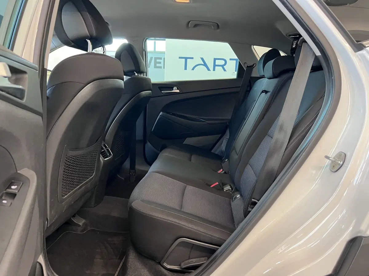 Hyundai Tucson usata a Bari (16)