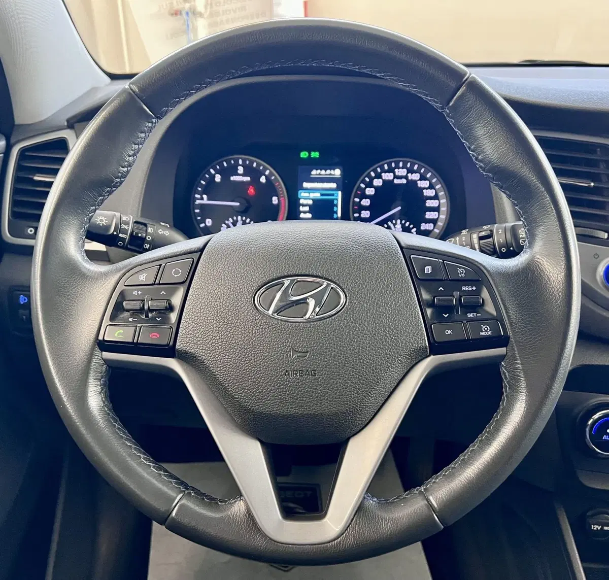 Hyundai Tucson usata a Bari (19)
