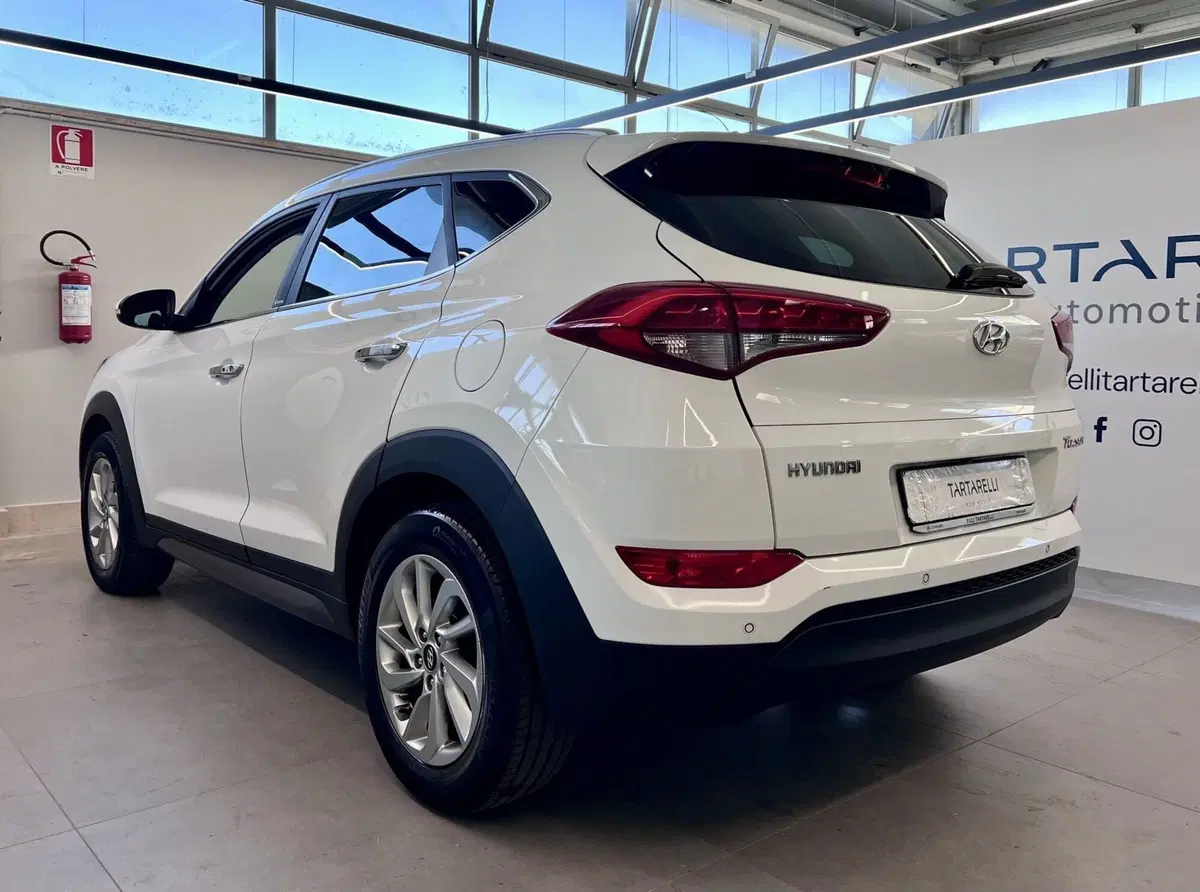Hyundai Tucson usata a Bari (5)