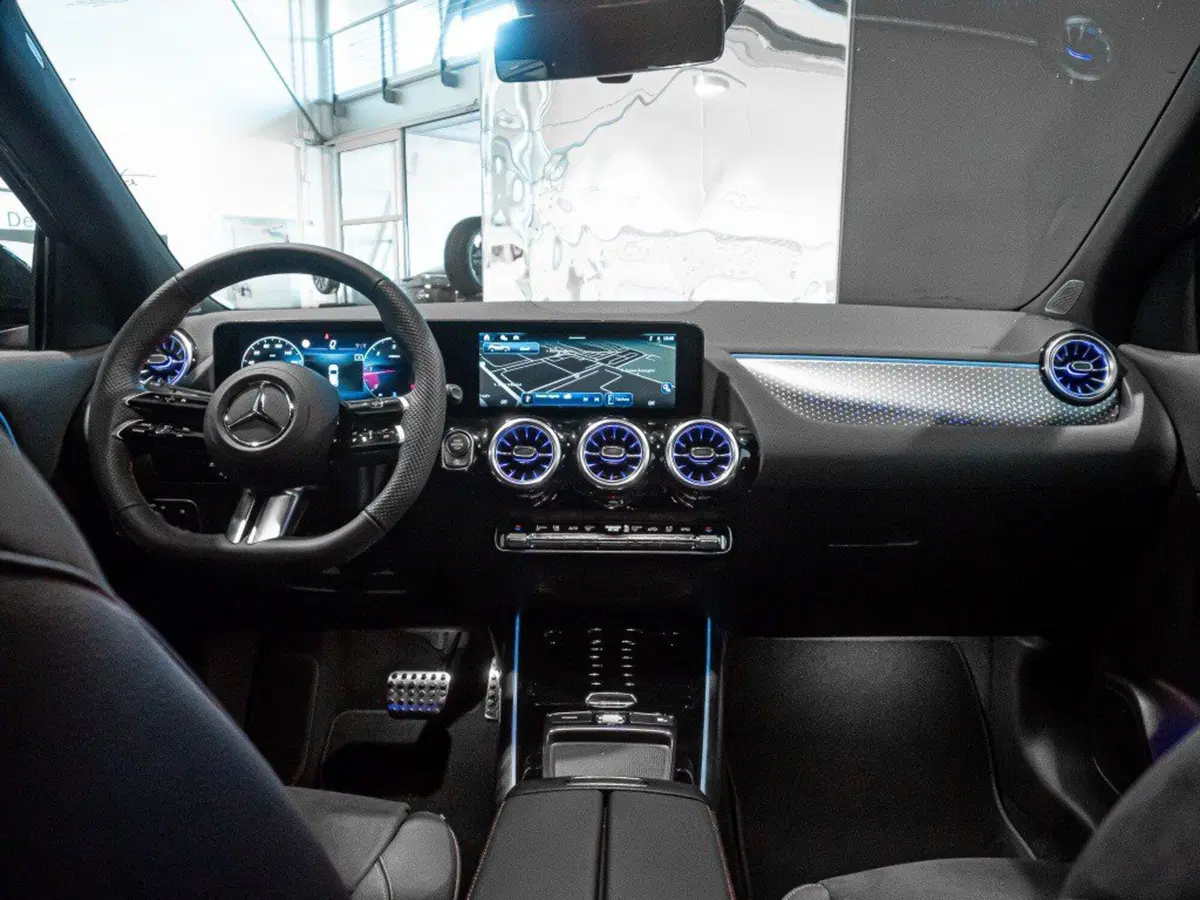 Mercedes-Benz GLA SUV nuova a Ancona (16)