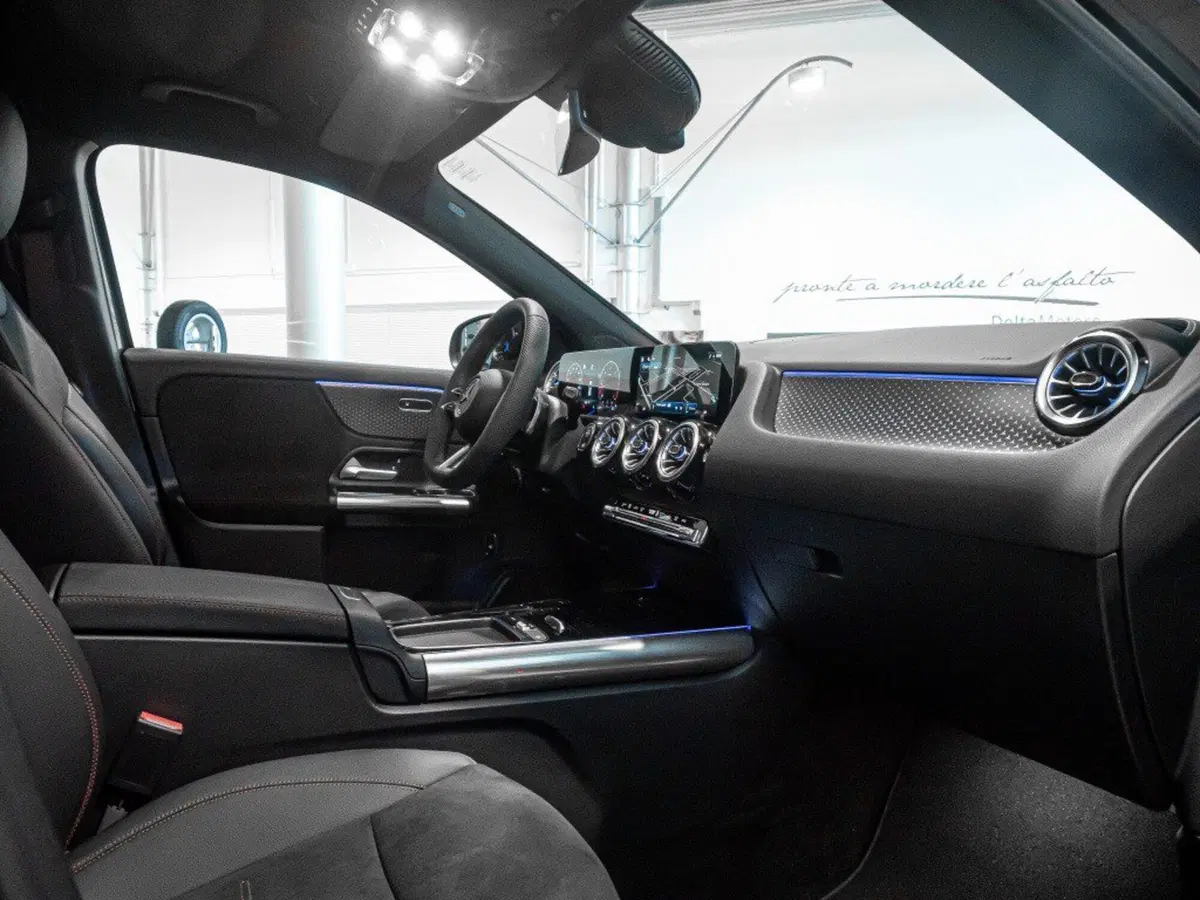 Mercedes-Benz GLA SUV nuova a Ancona (17)