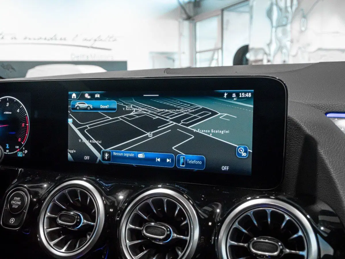 Mercedes-Benz GLA SUV nuova a Ancona (18)