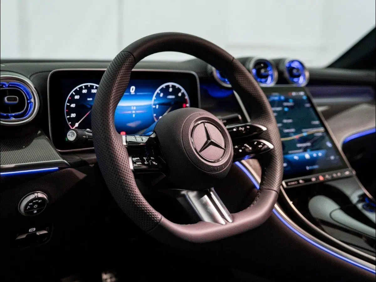 Mercedes-Benz GLC Coupé nuova a Macerata (18)
