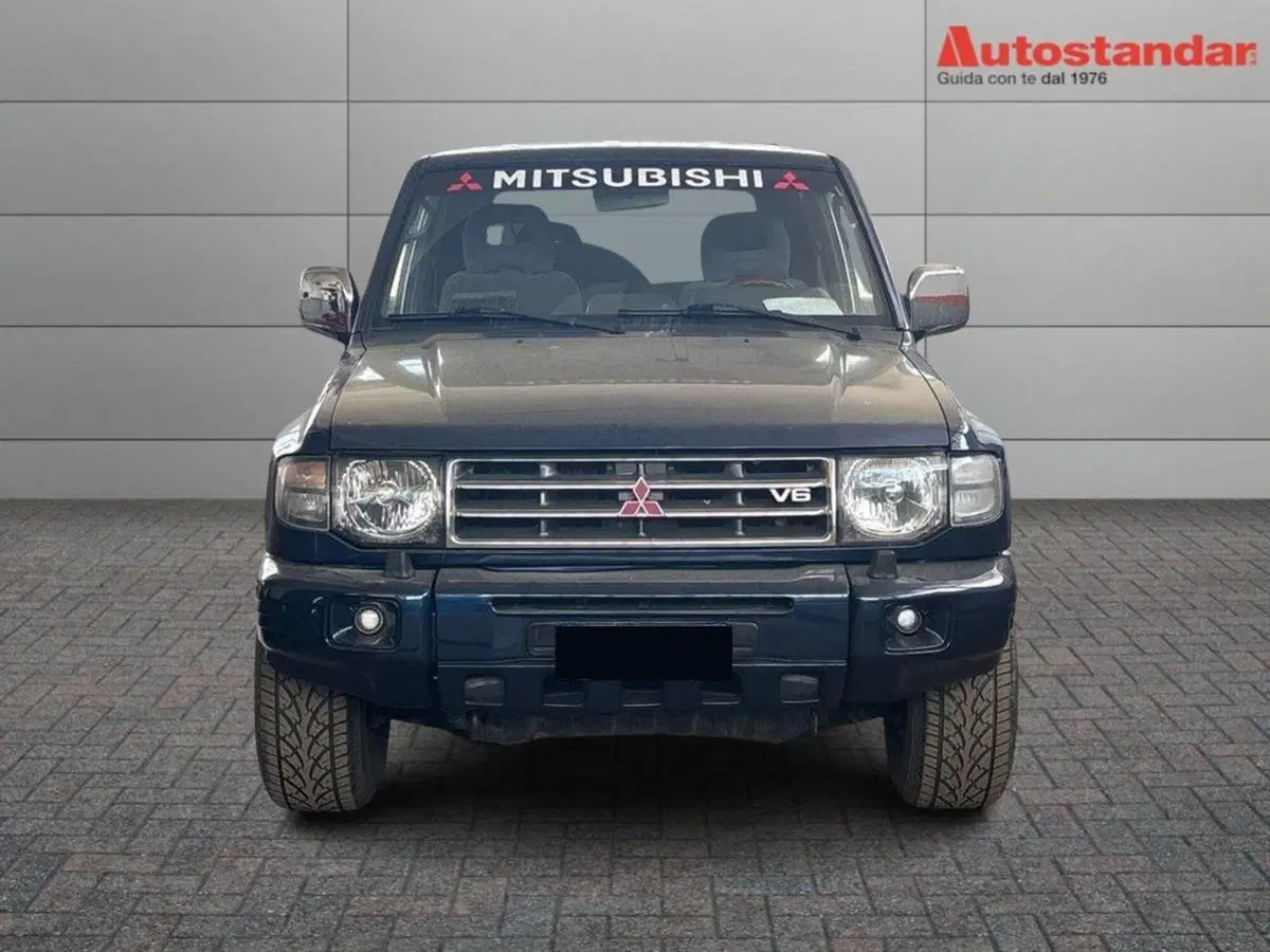 Mitsubishi Pajero nuova a Torino (2)