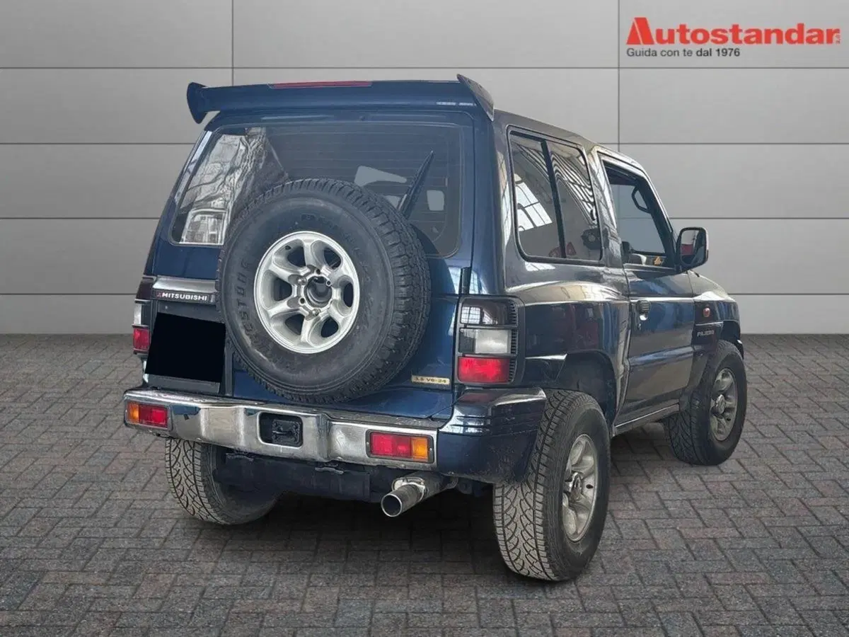 Mitsubishi Pajero nuova a Torino (6)