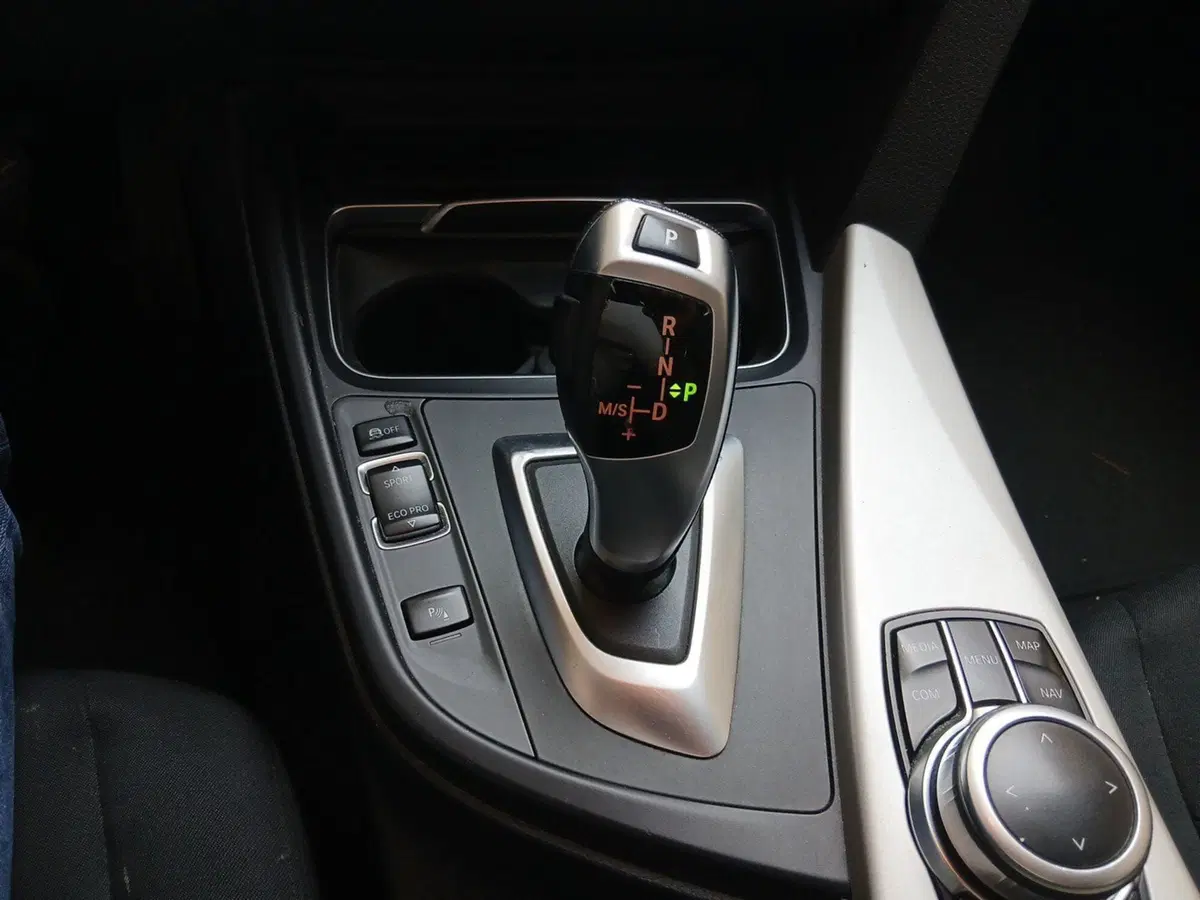 BMW Serie 3 Touring usata a Pordenone (17)