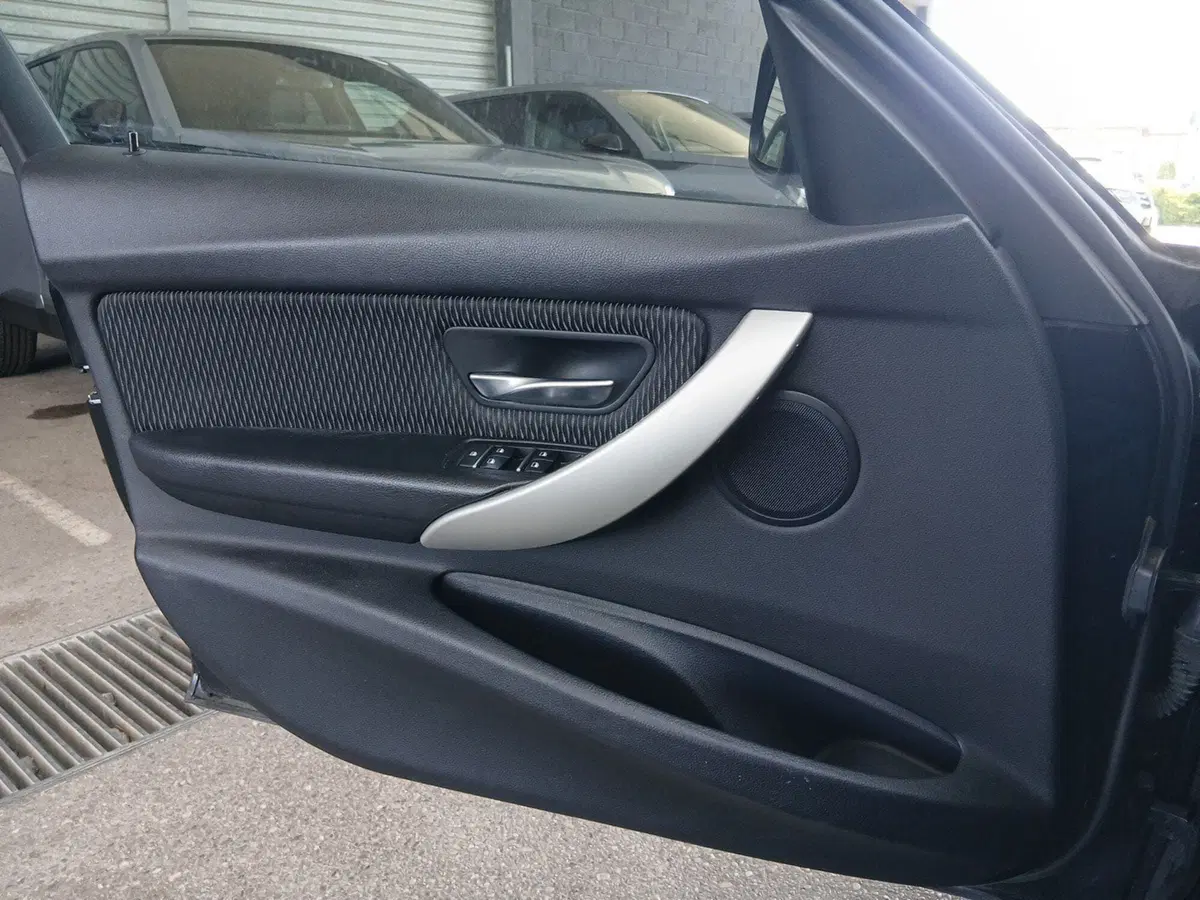 BMW Serie 3 Touring usata a Pordenone (19)