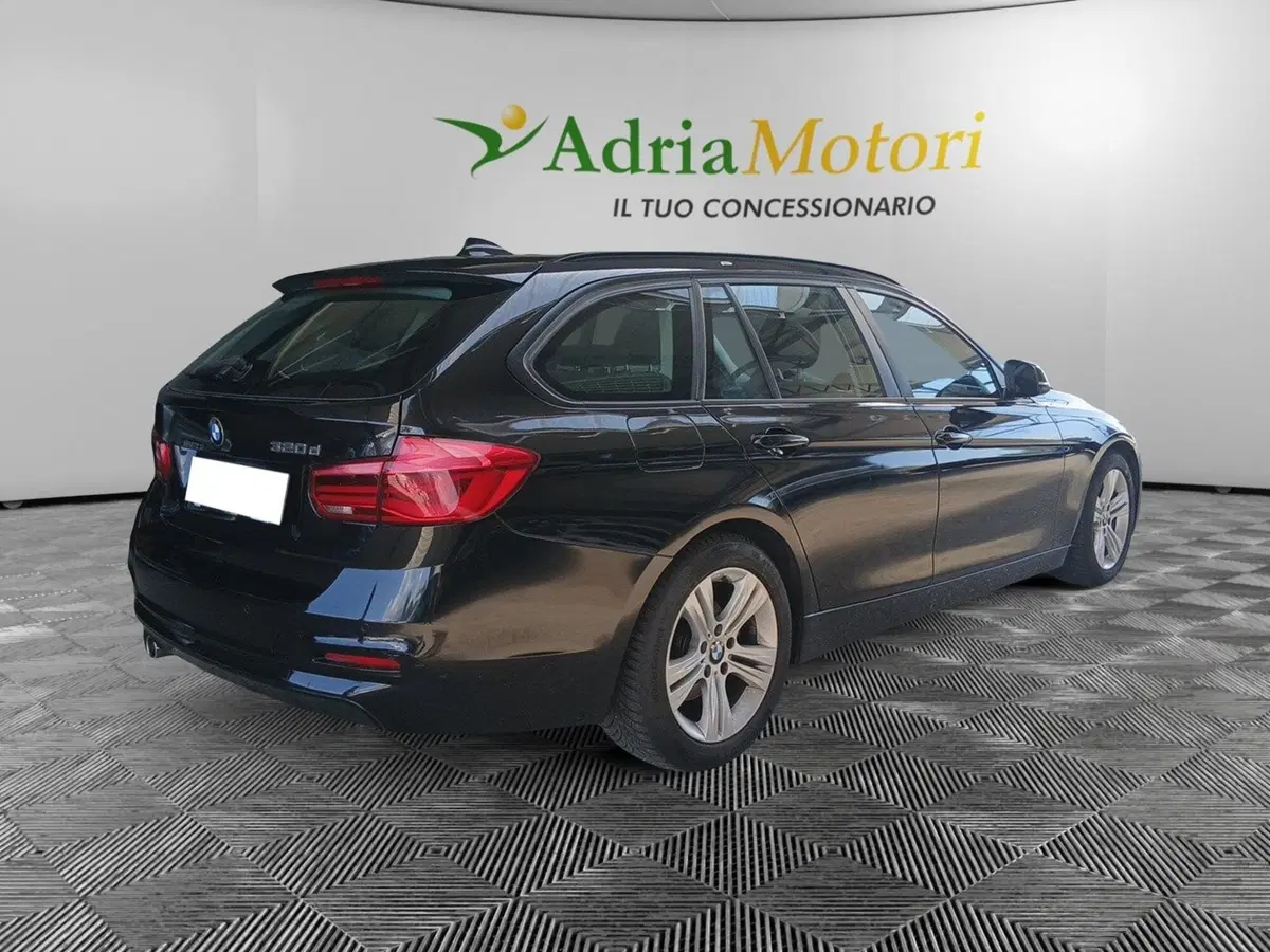 BMW Serie 3 Touring usata a Pordenone (5)