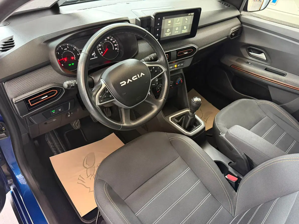 Dacia Sandero usata a Brescia (12)