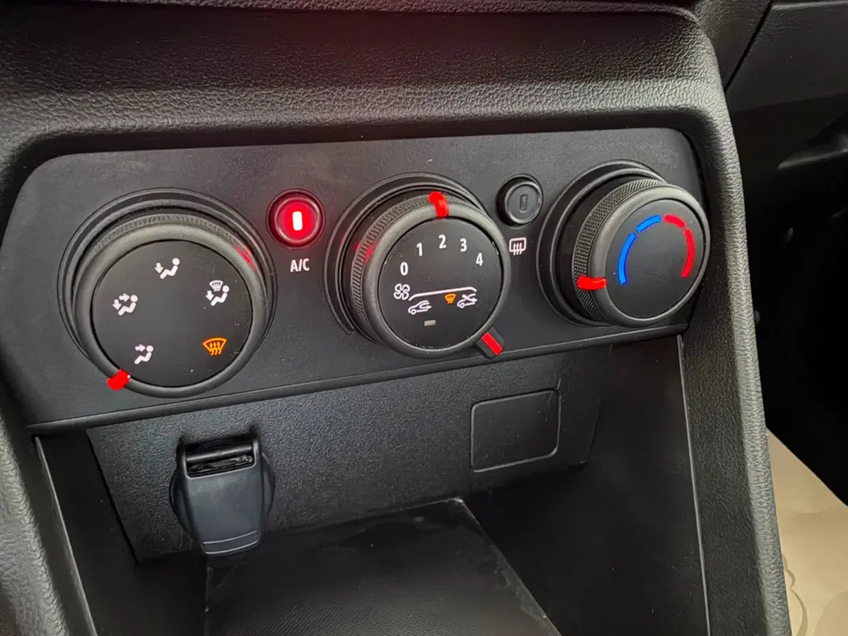Dacia Sandero usata a Brescia (17)