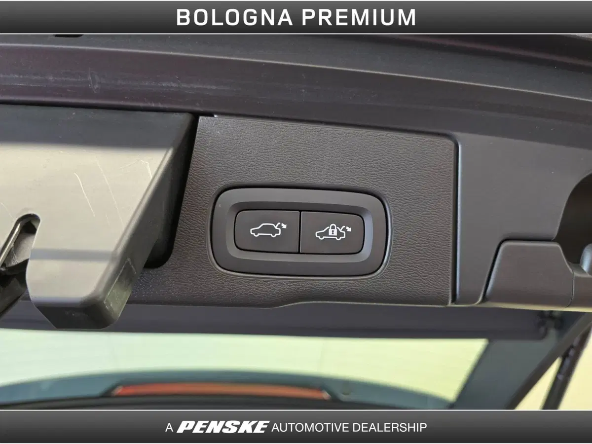 Volvo XC60 usata a Bologna (11)