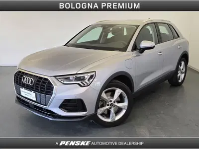 Audi Q3 45 TFSI e S tronic Business del 2021 usata a Casalecchio di Reno
