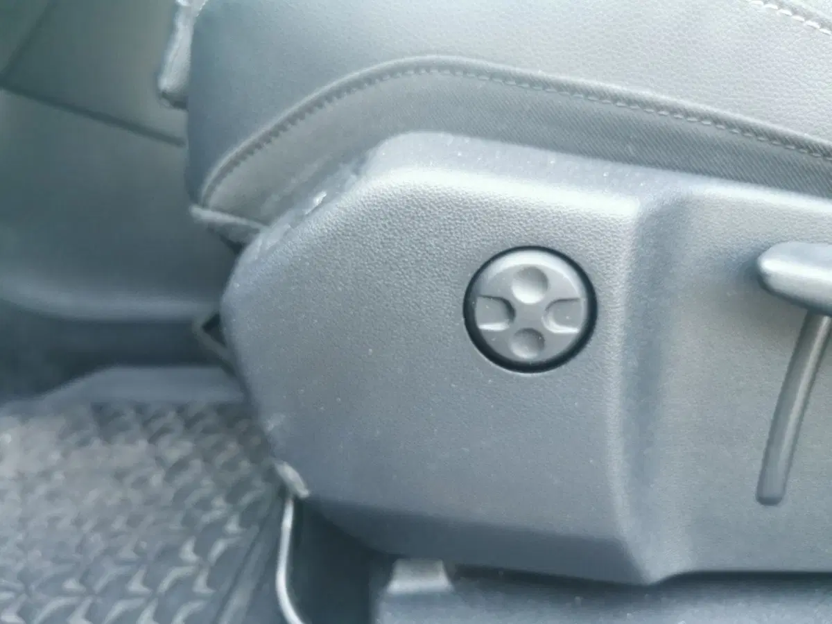 Opel Grandland X usata a Brindisi (16)