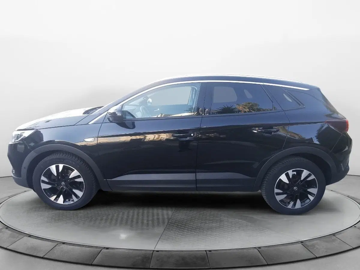 Opel Grandland X usata a Brindisi (6)