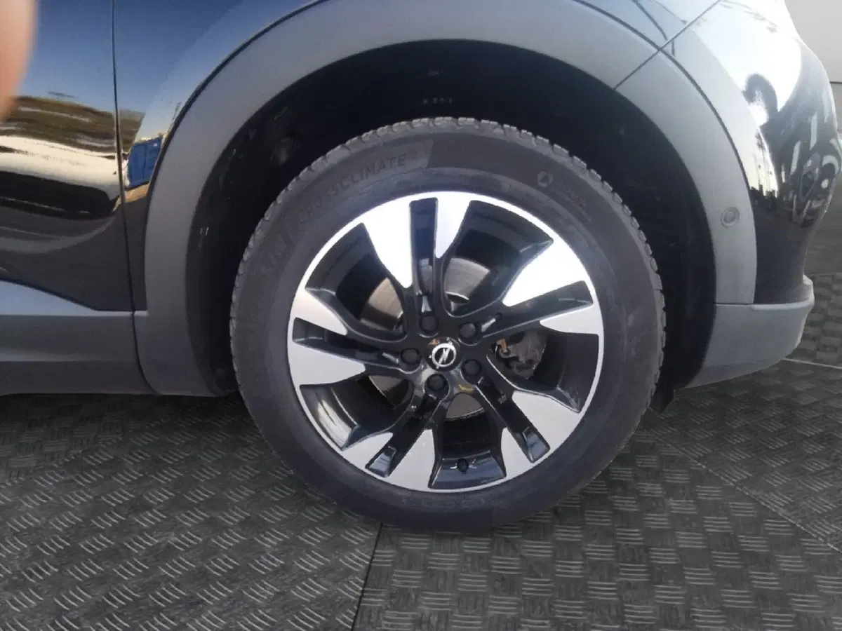 Opel Grandland X usata a Brindisi (9)