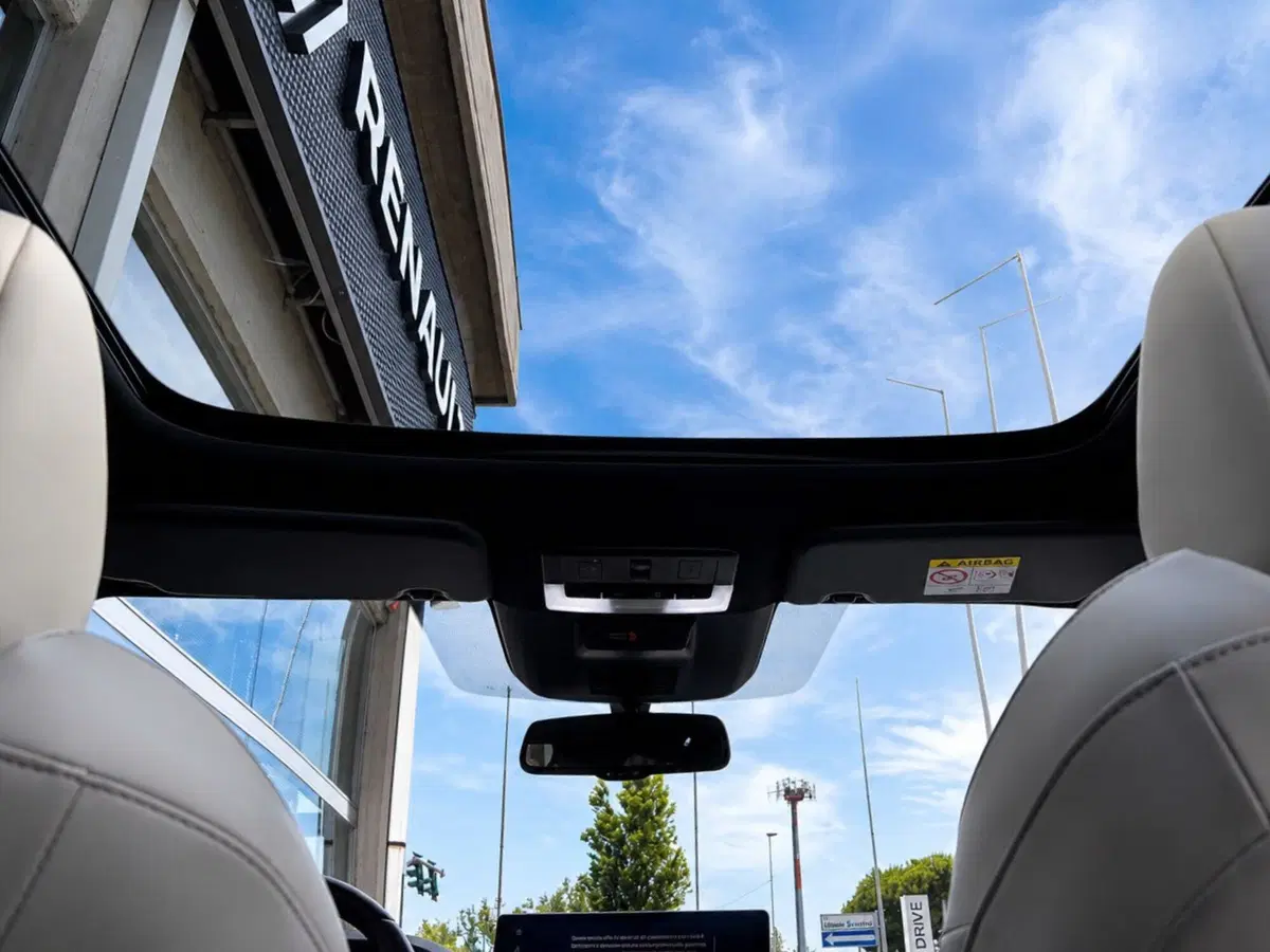 Nissan Qashqai usata a Rimini (12)