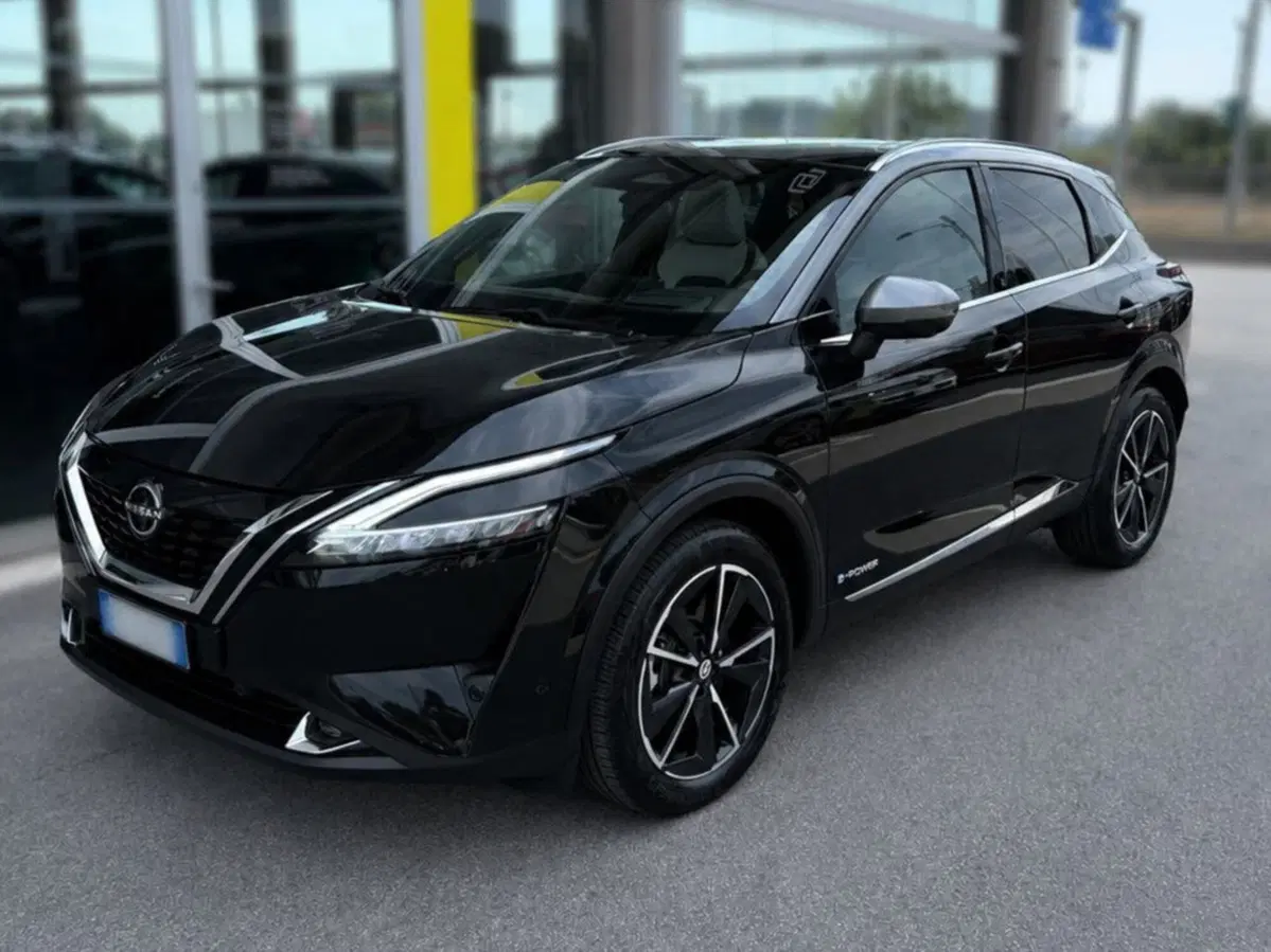 Nissan Qashqai usata a Rimini (2)