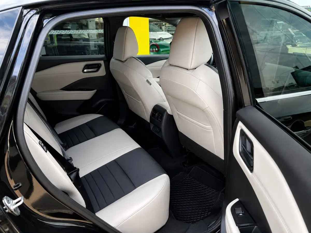 Nissan Qashqai usata a Rimini (8)
