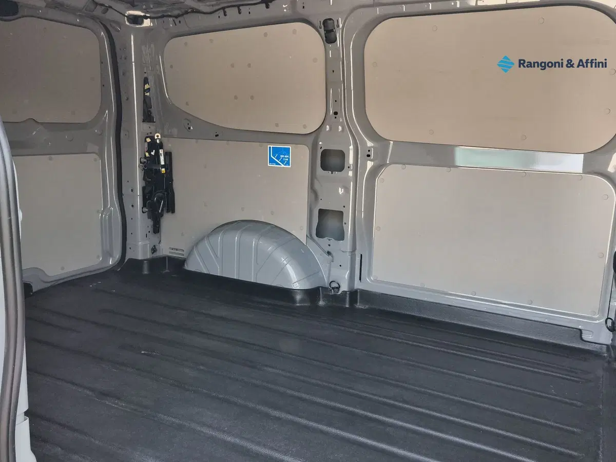 Ford Transit Custom Furgone usata a Brescia (12)
