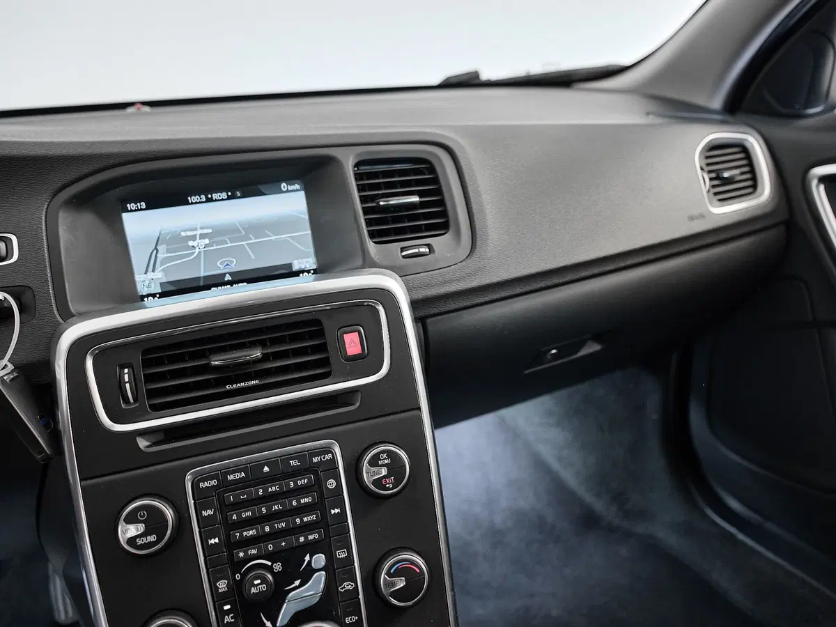 Volvo V60 usata a Prato (13)