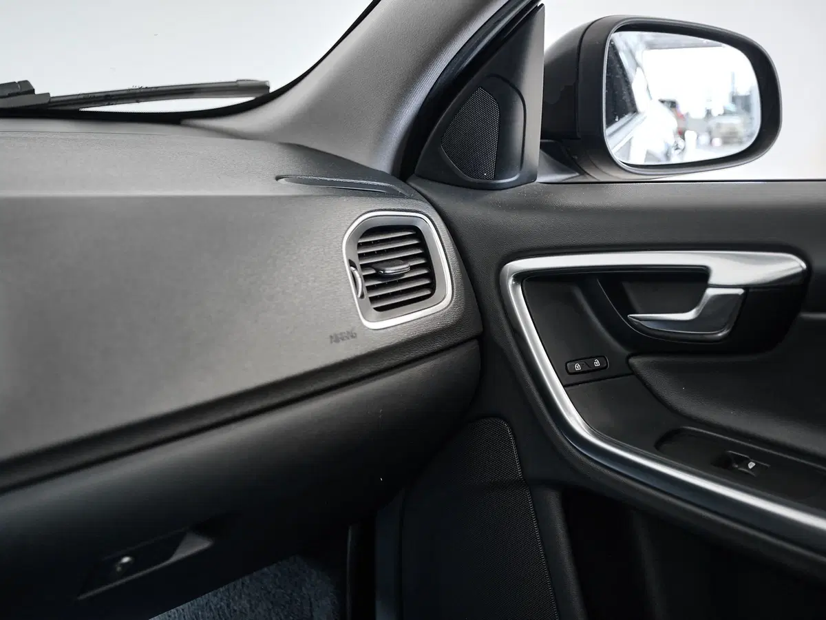 Volvo V60 usata a Prato (18)