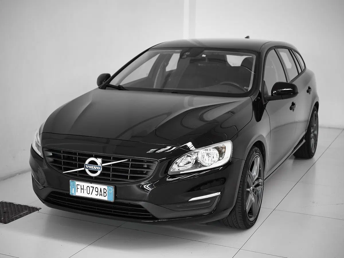Volvo V60 usata a Prato (2)