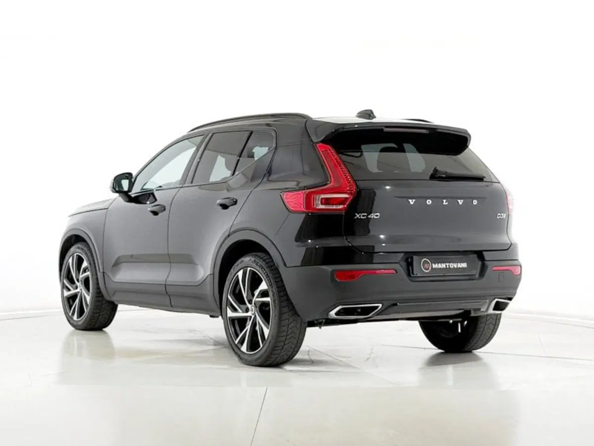 Volvo XC40 usata a Perugia (3)