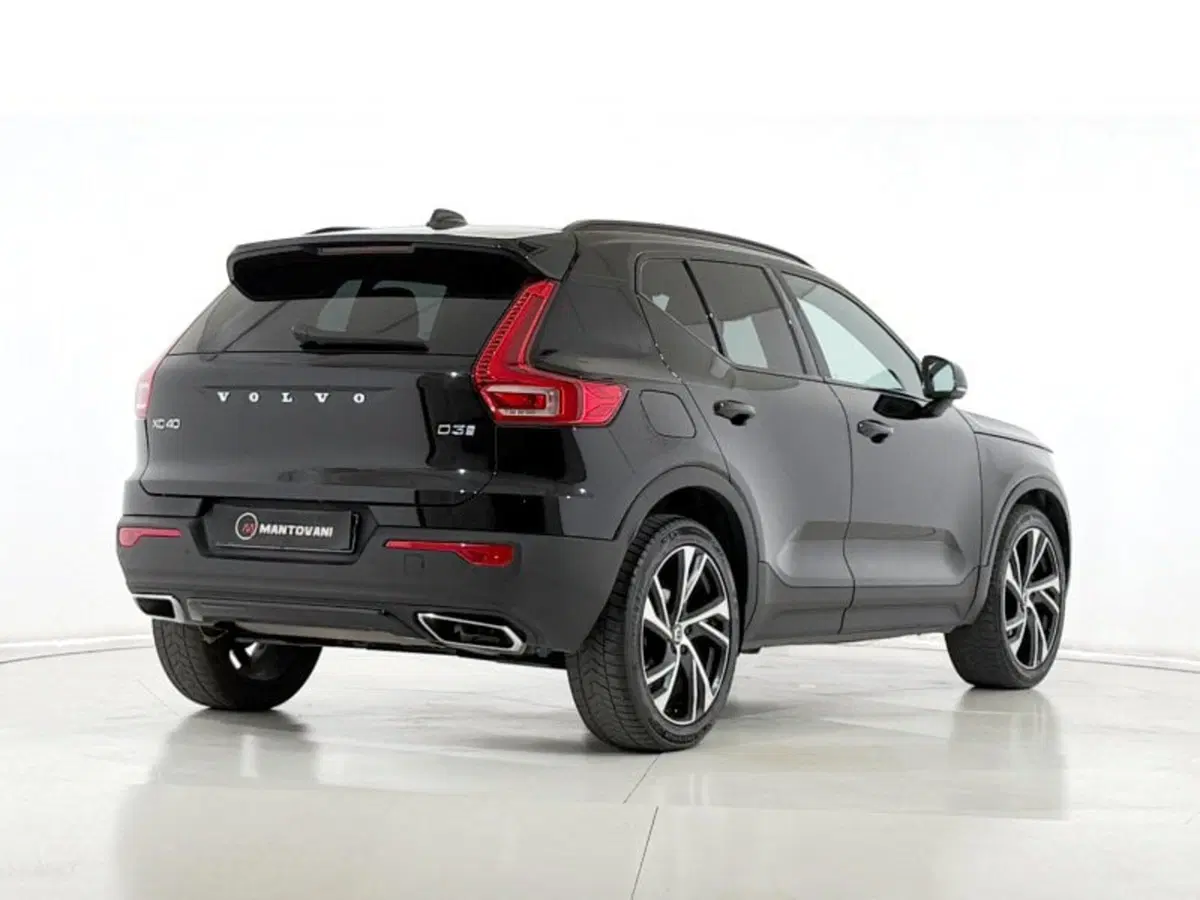Volvo XC40 usata a Perugia (5)