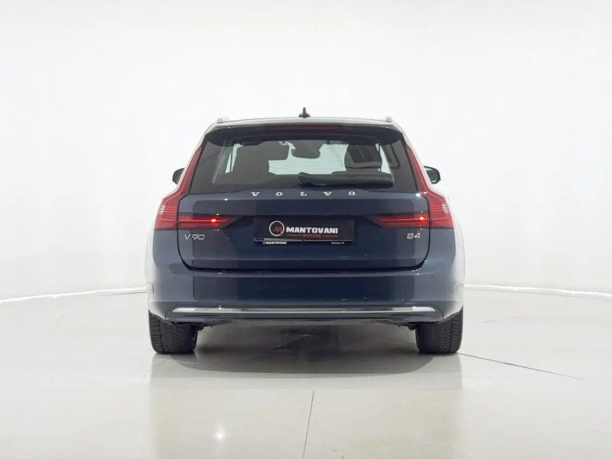 Volvo V90 usata a Perugia (4)