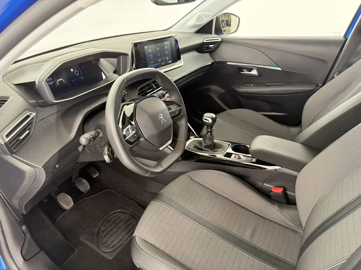 Peugeot 208 usata a Perugia (16)