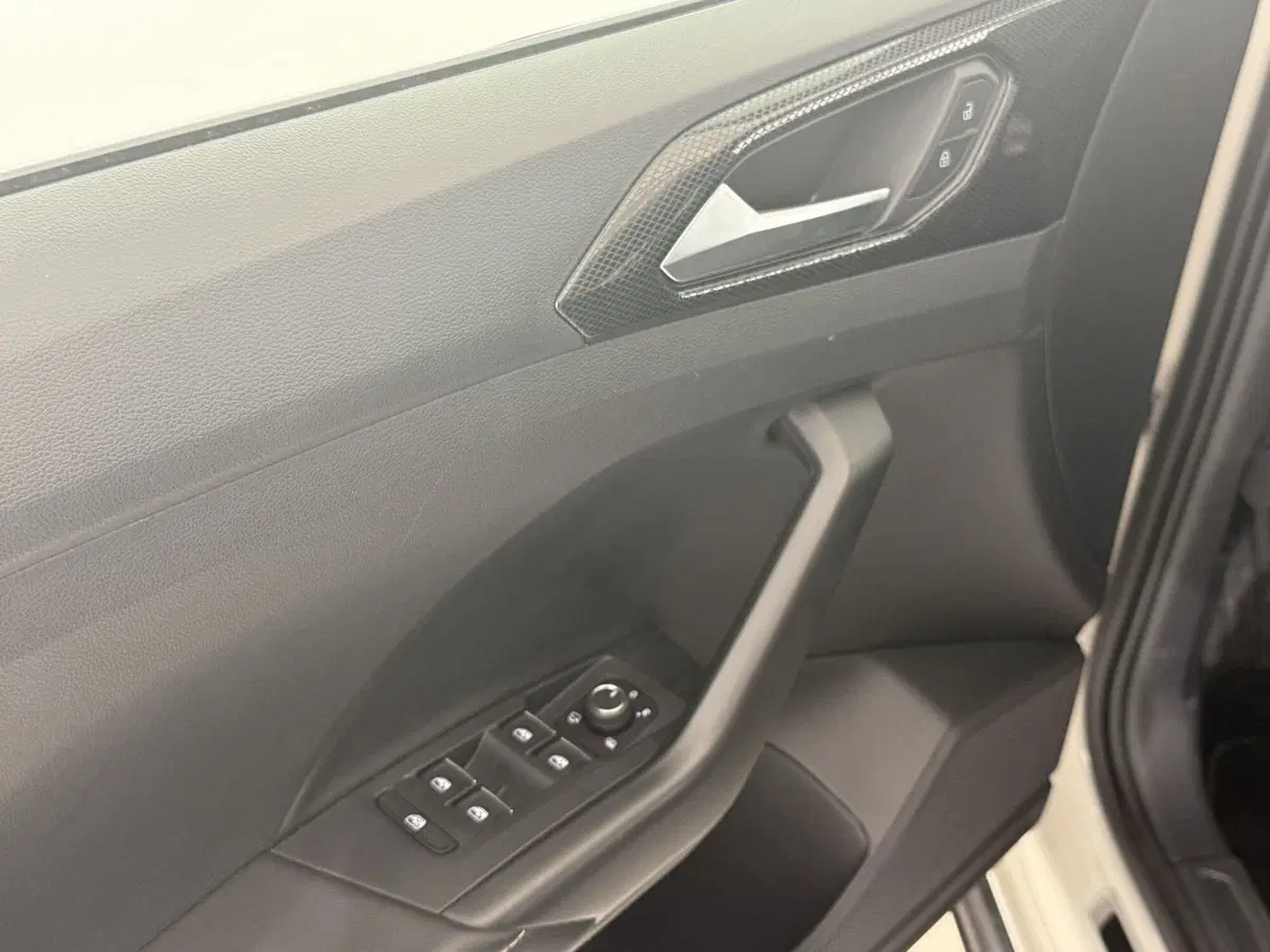 Volkswagen T-Cross usata a Perugia (20)