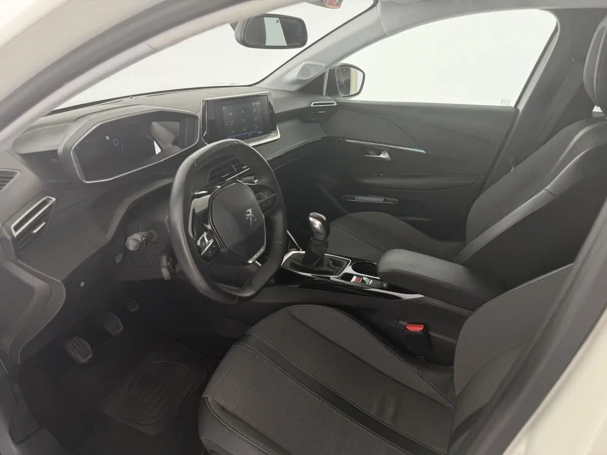 Peugeot 208 usata a Perugia (20)