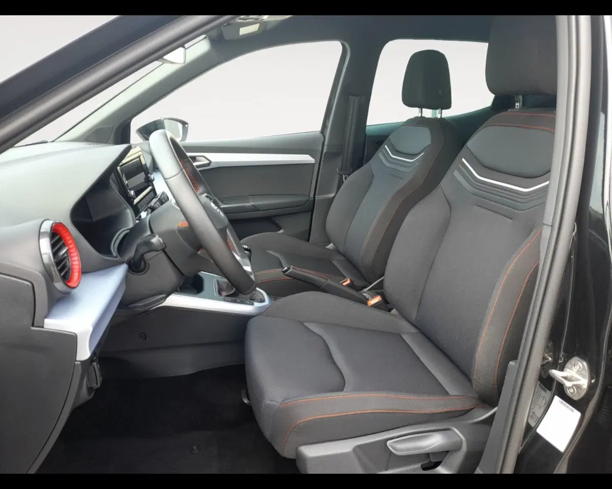 SEAT Arona usata a Forlì-Cesena (9)