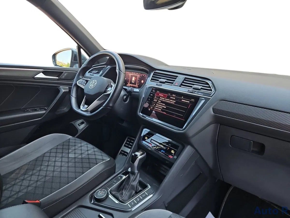 Volkswagen Tiguan usata a Potenza (11)
