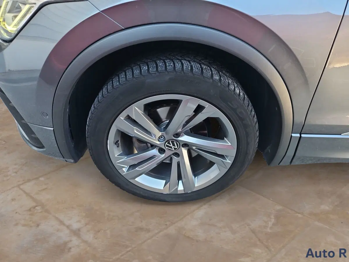 Volkswagen Tiguan usata a Potenza (17)