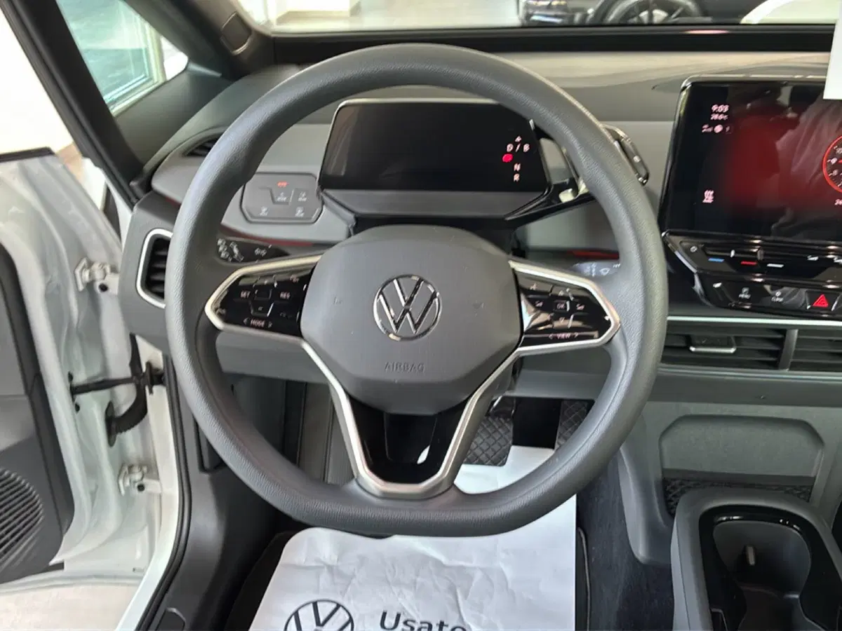 Volkswagen ID.3 usata a Varese (12)