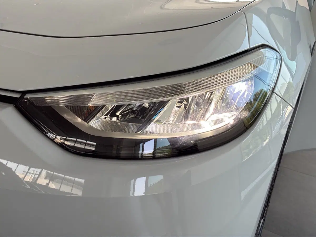 Volkswagen ID.3 usata a Varese (7)