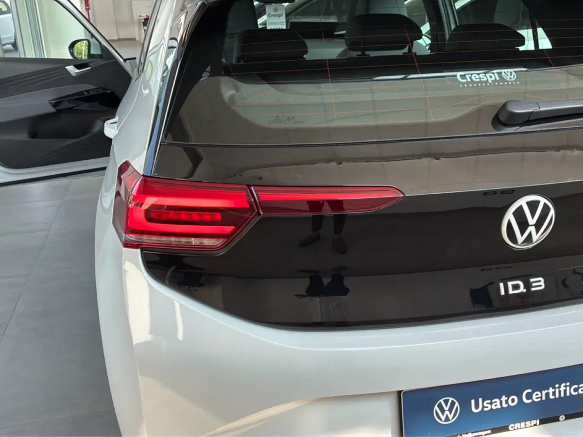 Volkswagen ID.3 usata a Varese (8)