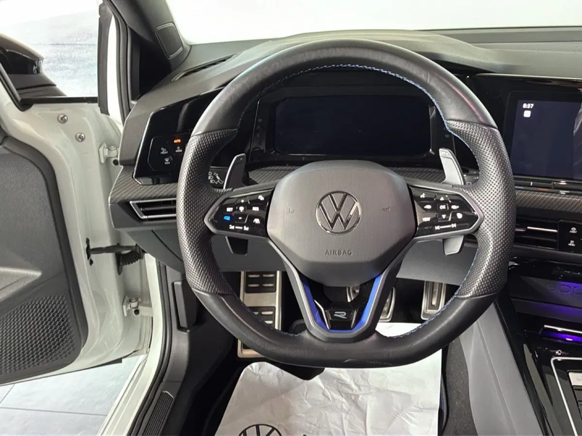 Volkswagen Golf usata a Varese (12)